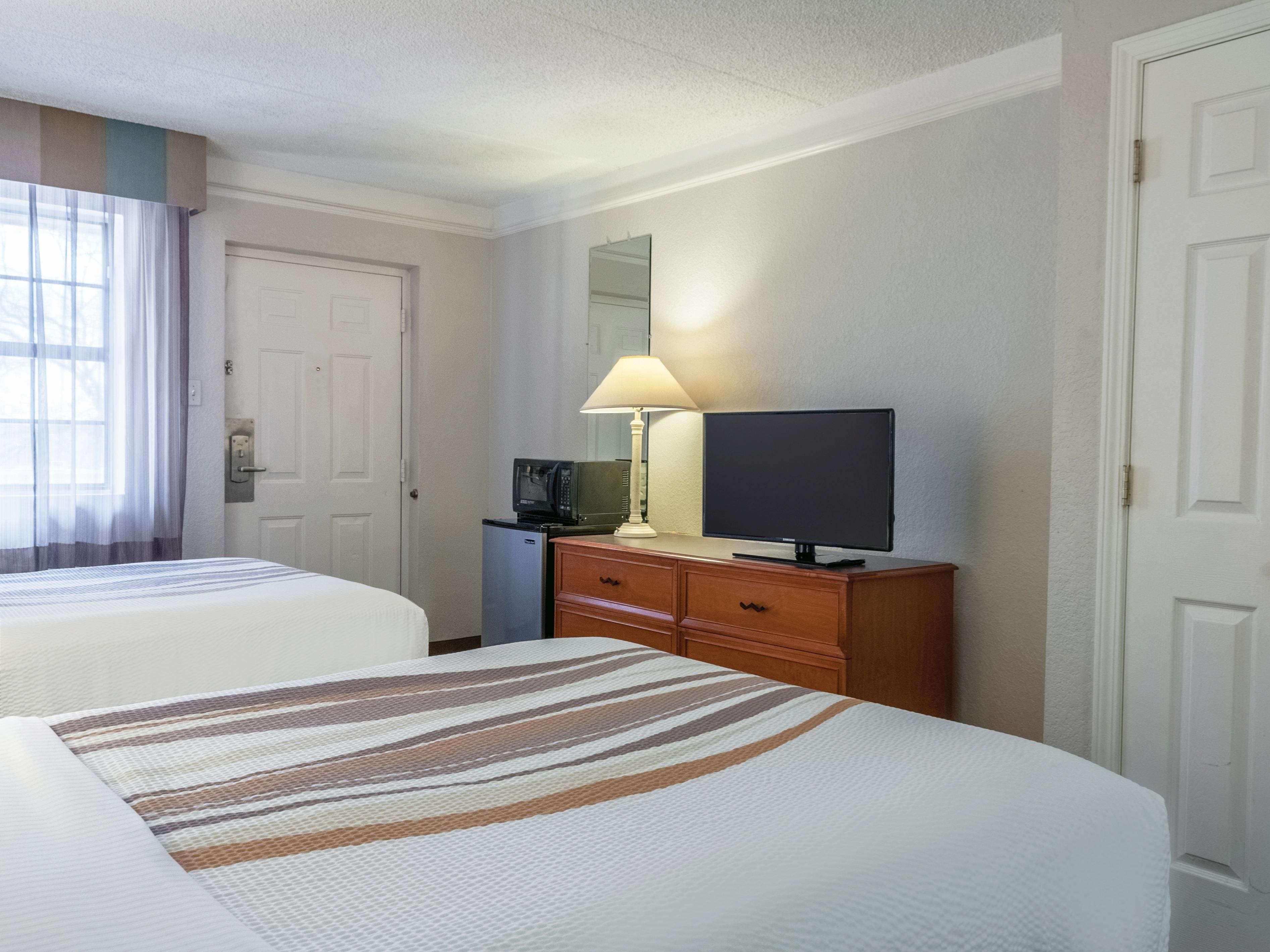 La Quinta Inn By Wyndham New Orleans West Bank / Gretna Exterior photo